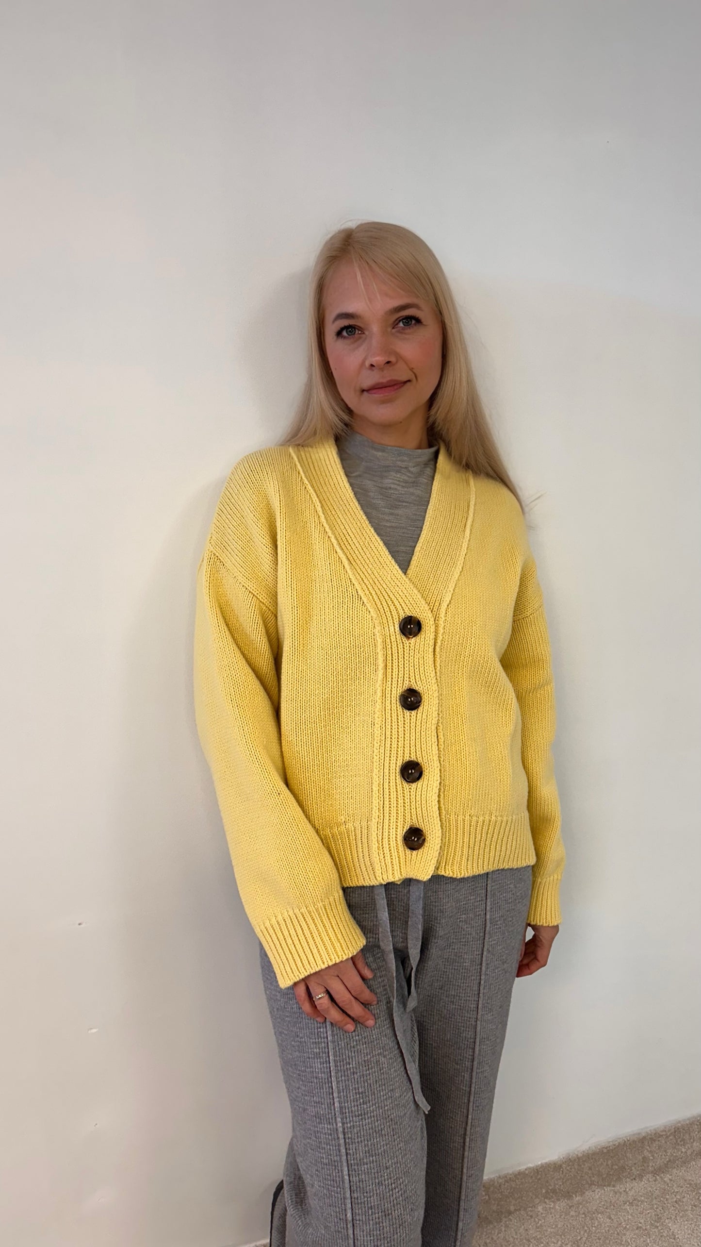 Wool Cashmere Cardigan “Madara”