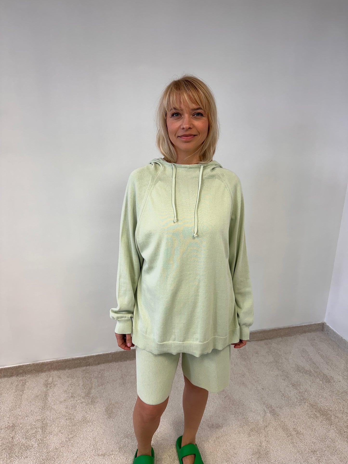 Oversized cotton reglan Hoodie "Brigita"