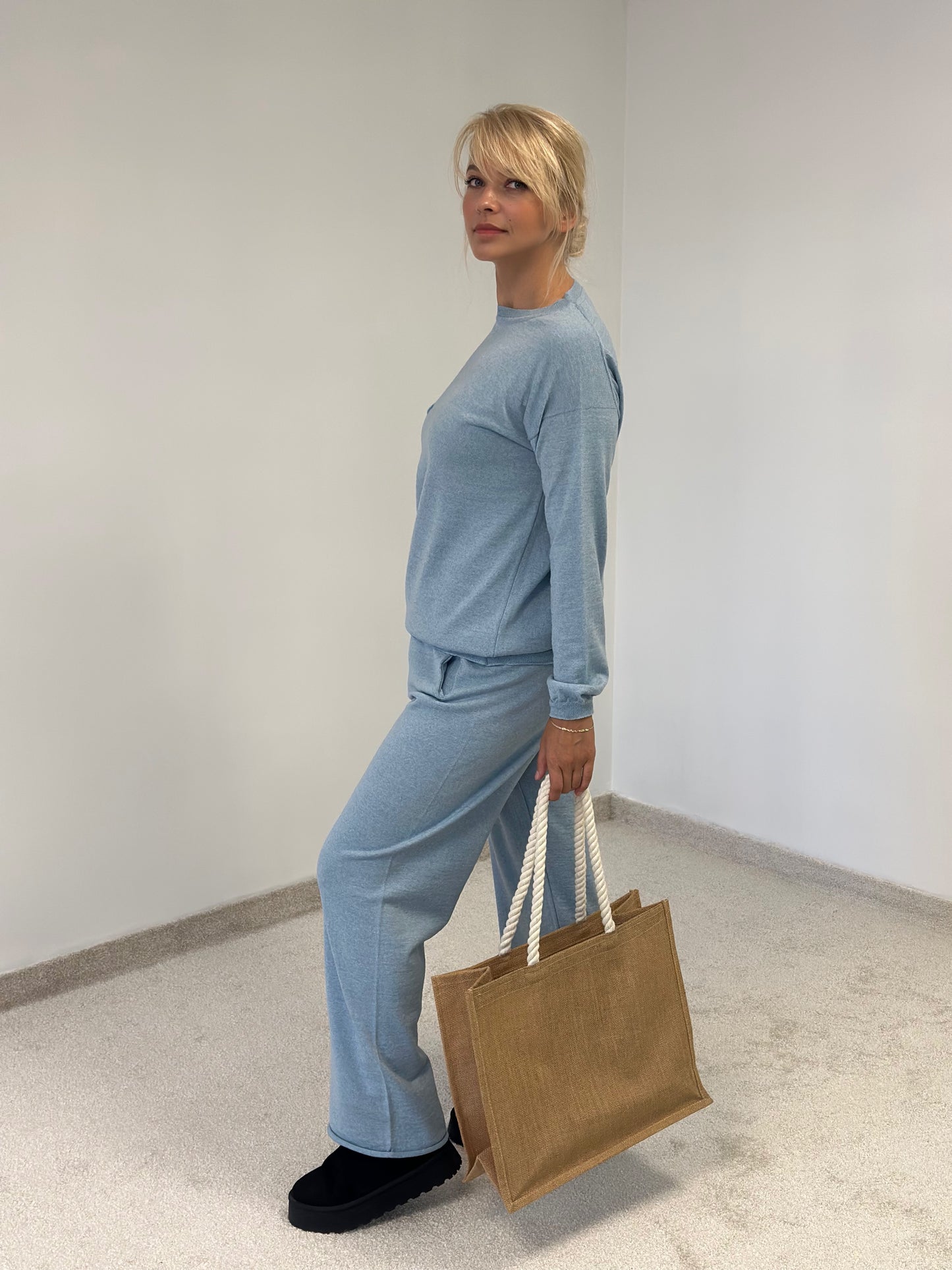 Solid tracksuit in Merino wool "Magnolia"