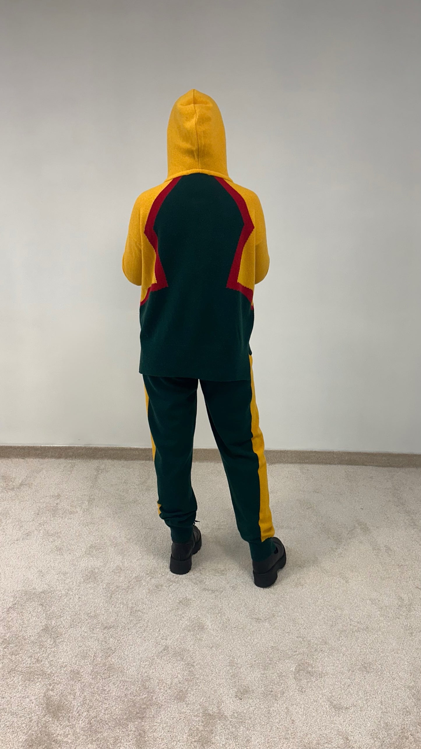Lithuanian motive knitted tracksuit