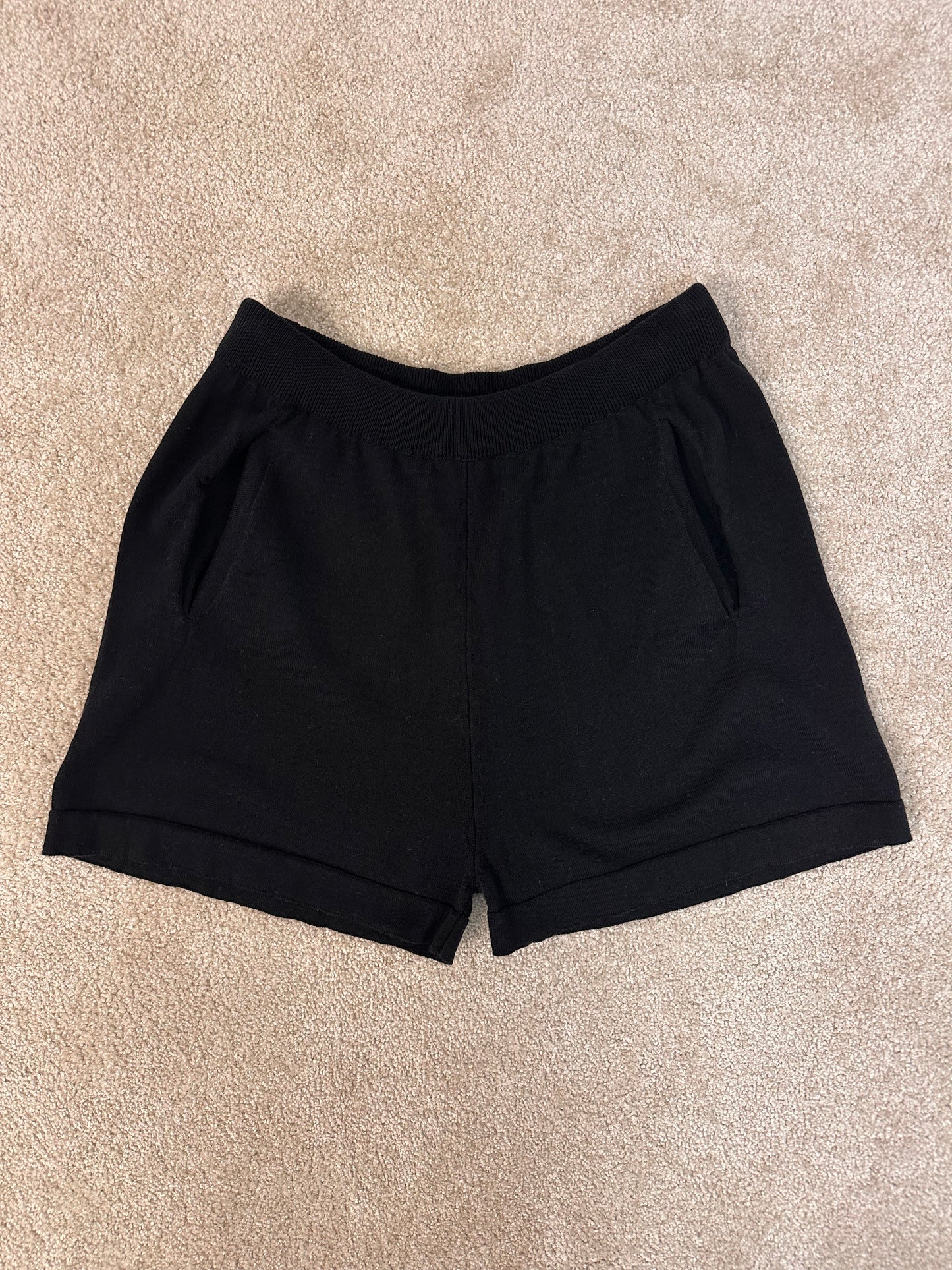 Basic Shorts "Starly"