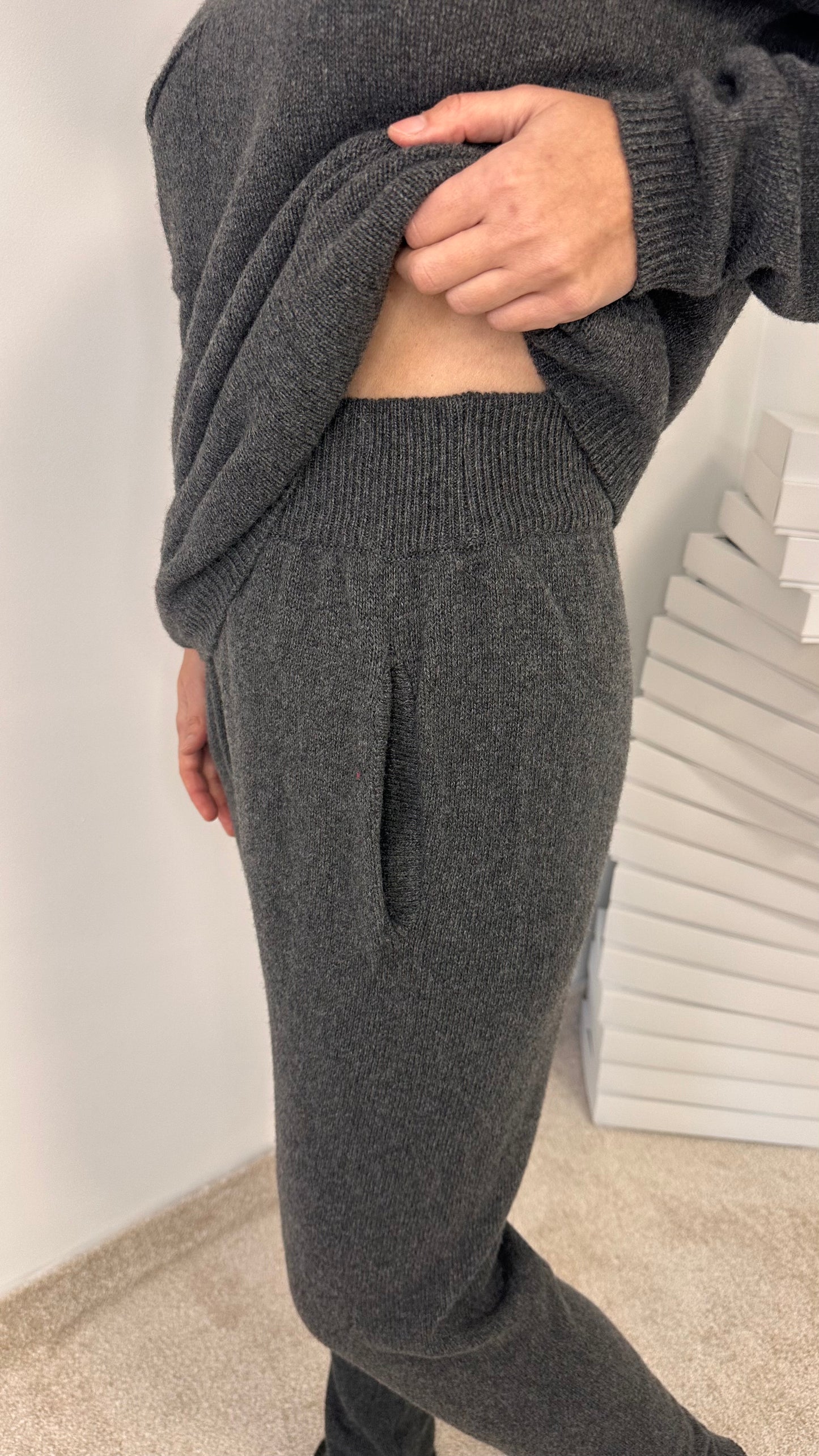 Single Jersy knit tracksuit in Cashmere "Kiara"