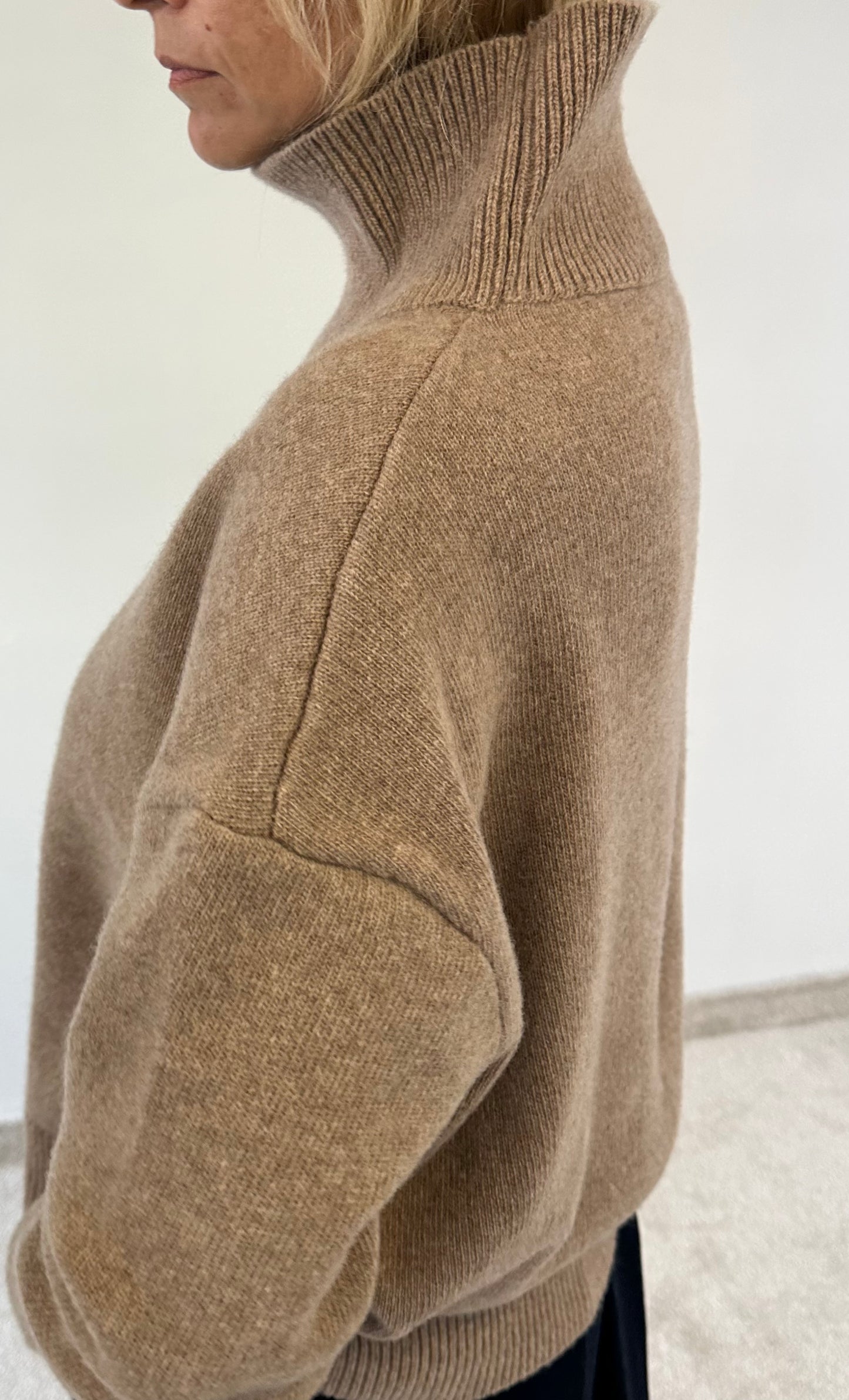 High neck Sweater "Athena"