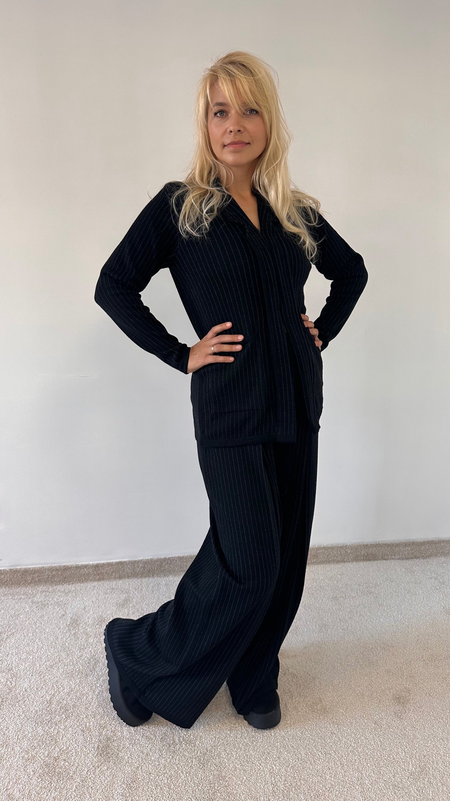 Elegant suit in Merino wool "Sandra"