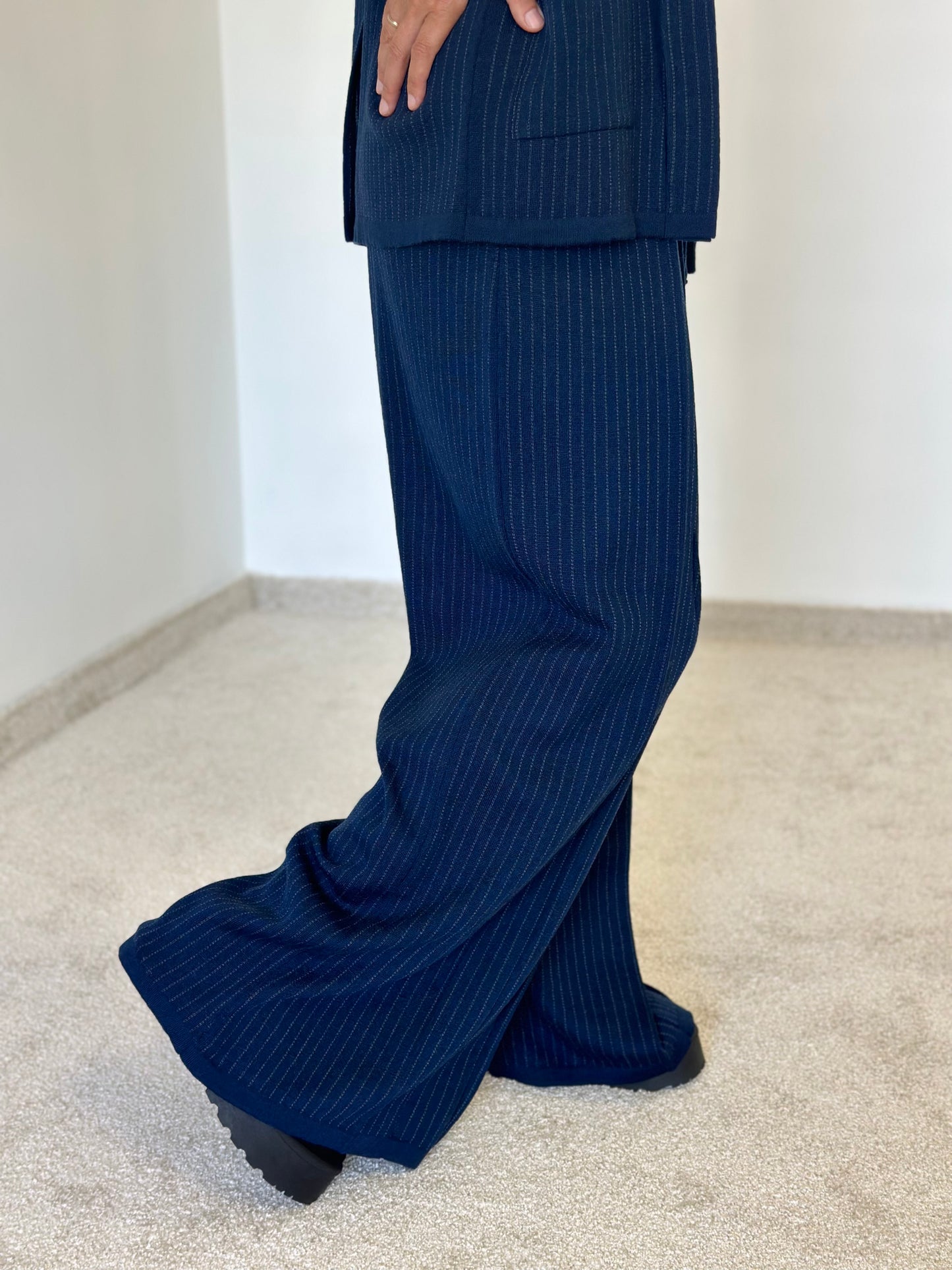 Elegant suit in Merino wool "Sandra"