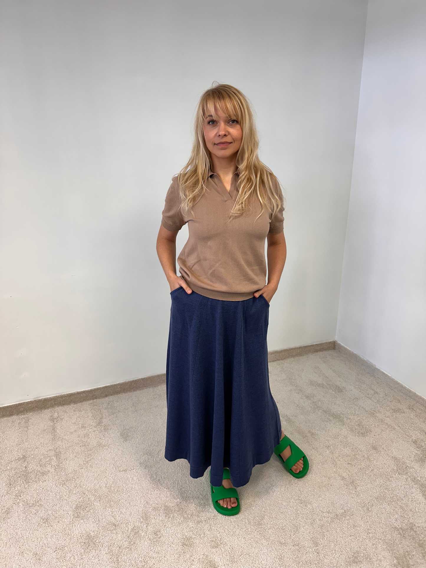 Merino wool Skirt with pockets "Stephania"