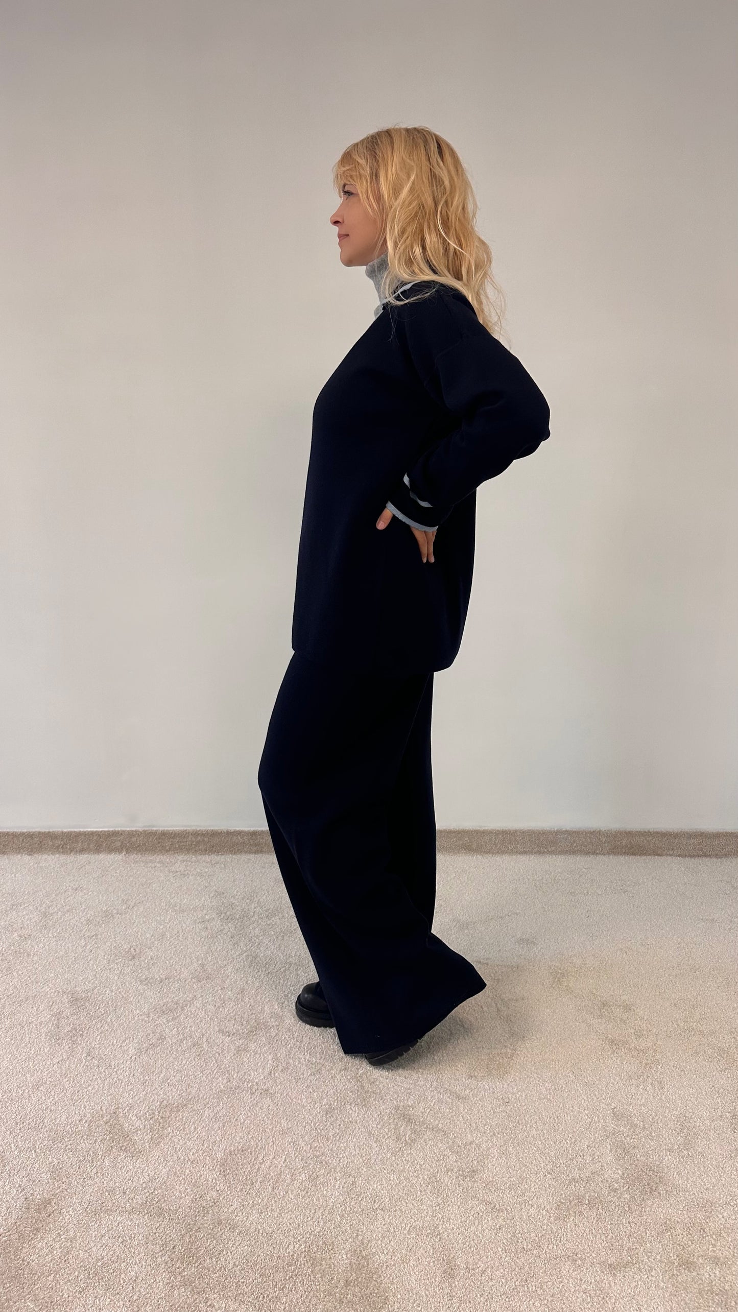 Merino wool suit “Mia”