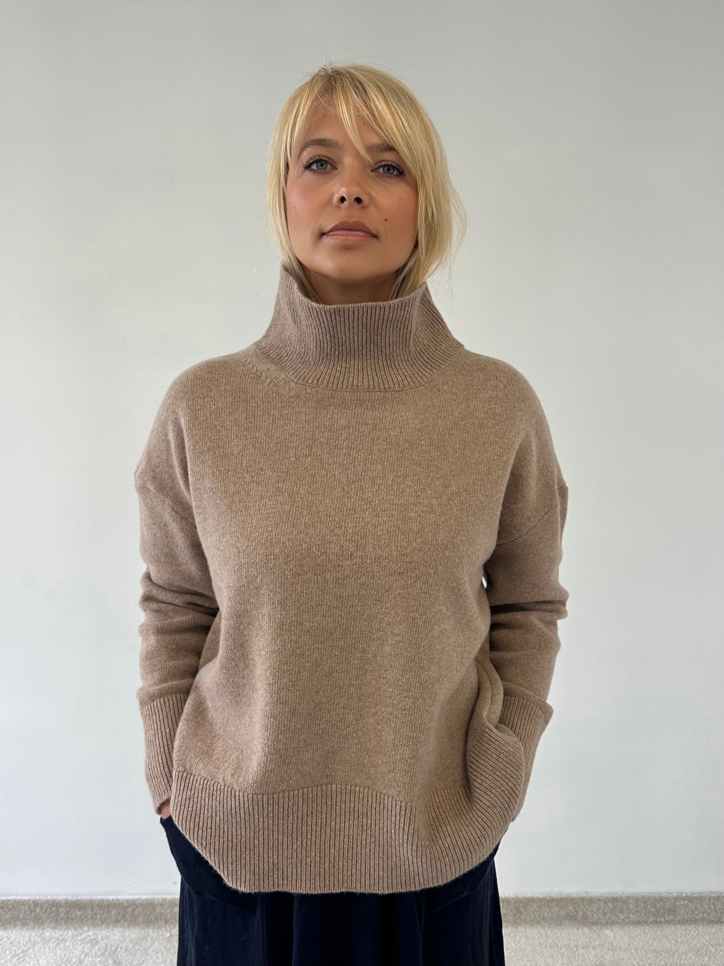 High neck Sweater "Athena"