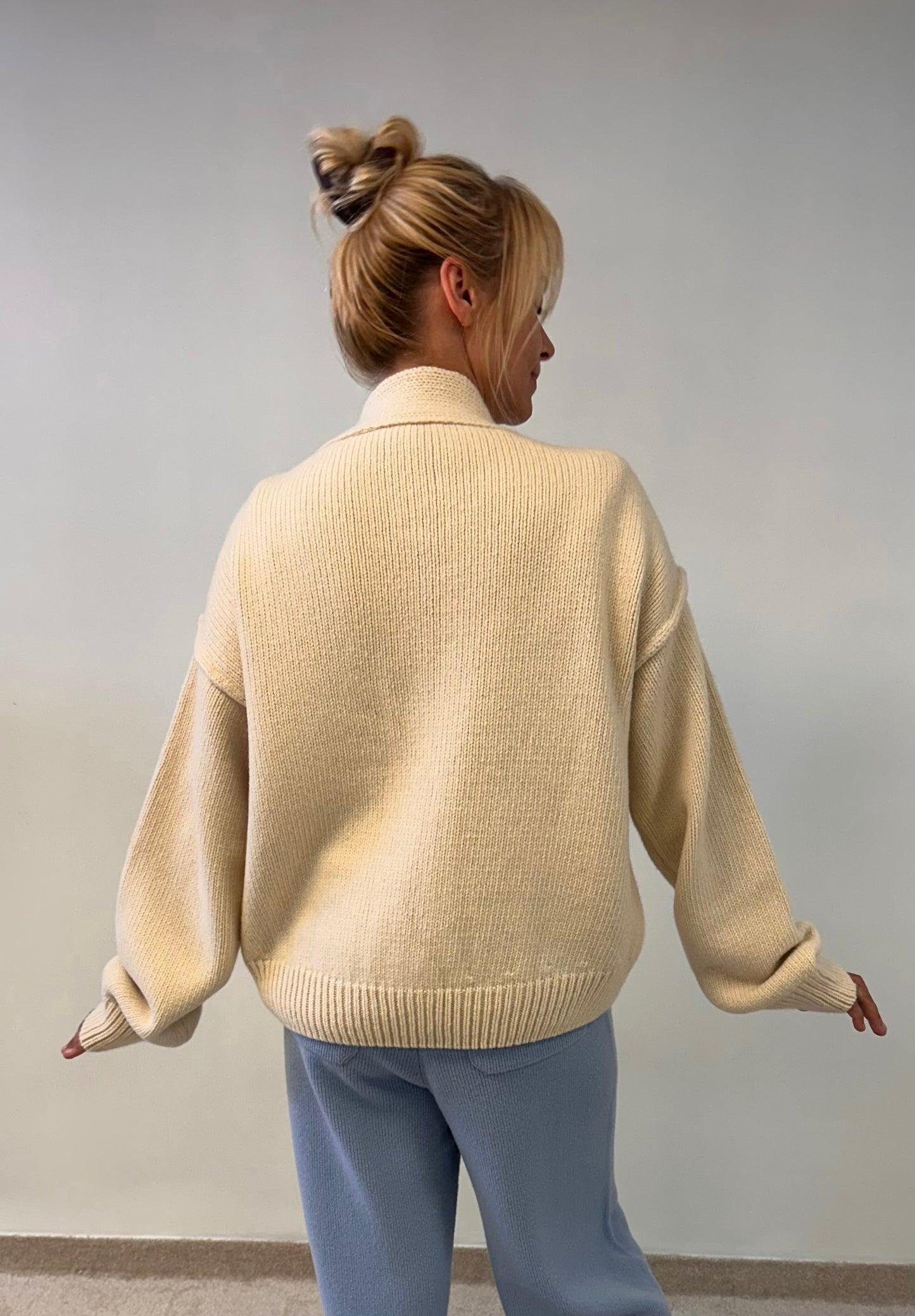 Wool Cashmere Cardigan “Madara”