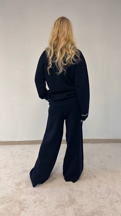 Merino wool suit “Mia”