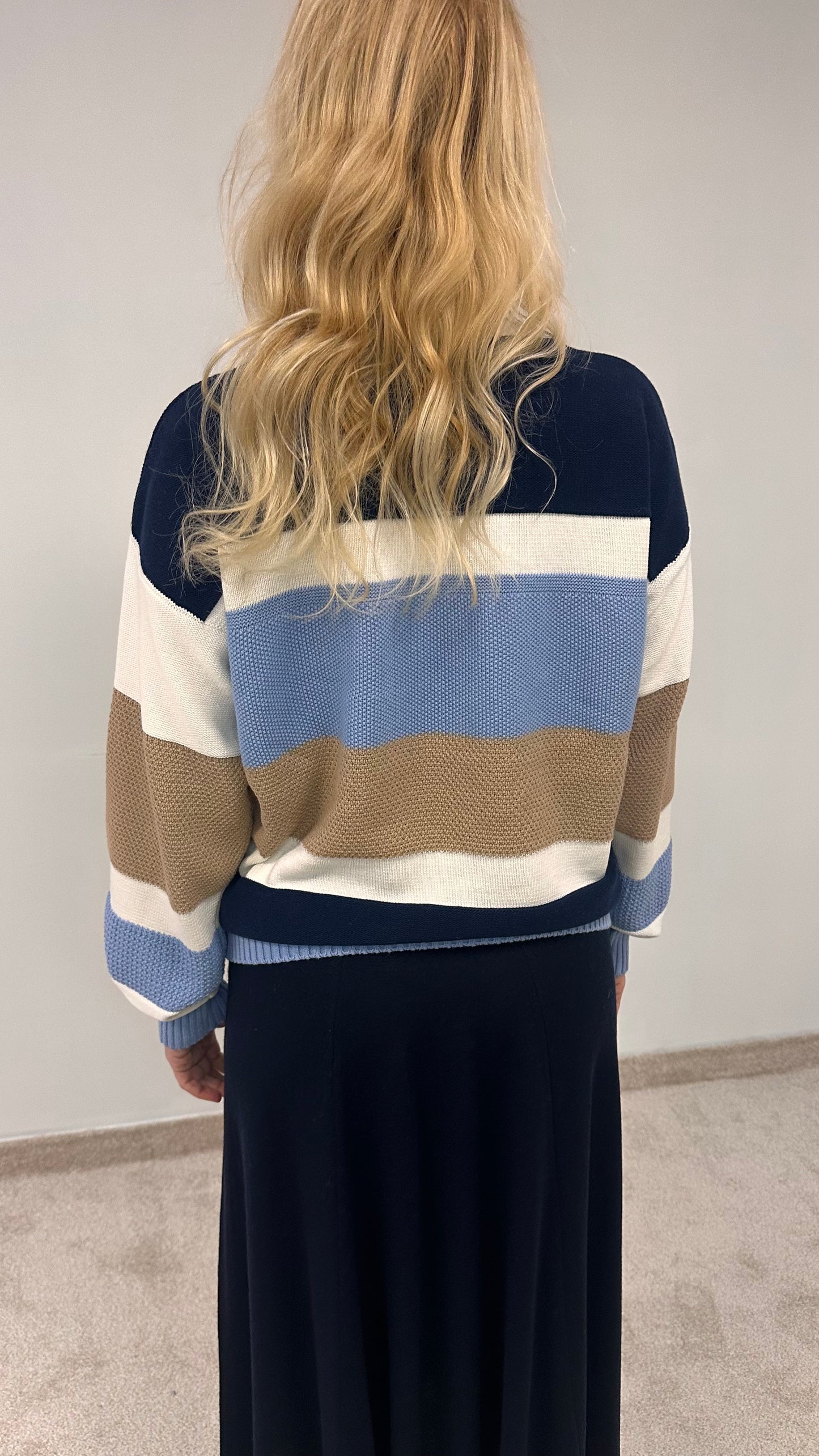 Organic cotton sweater “Sharlote”