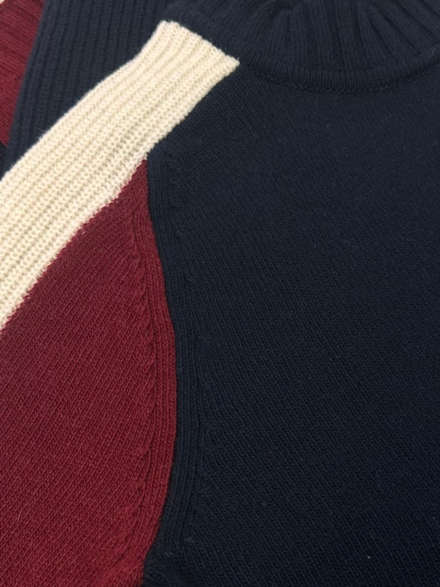 Sweater & Skirt Set “Salma Bordo”