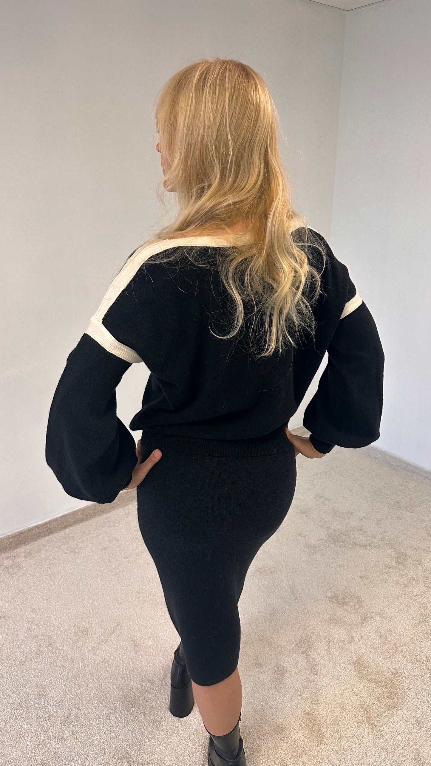 Wool Cashmere sweater  "Rihanna"