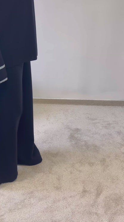 Merino wool suit “Mia”