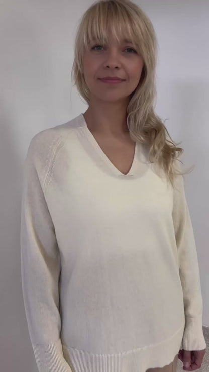 Reglan V-neck "Lilli"